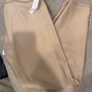 ALO Yoga Women's Tan Leggings